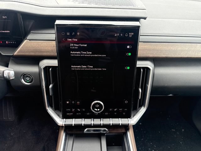 2027 GMC Acadia Denali Ultimate - Photo 22