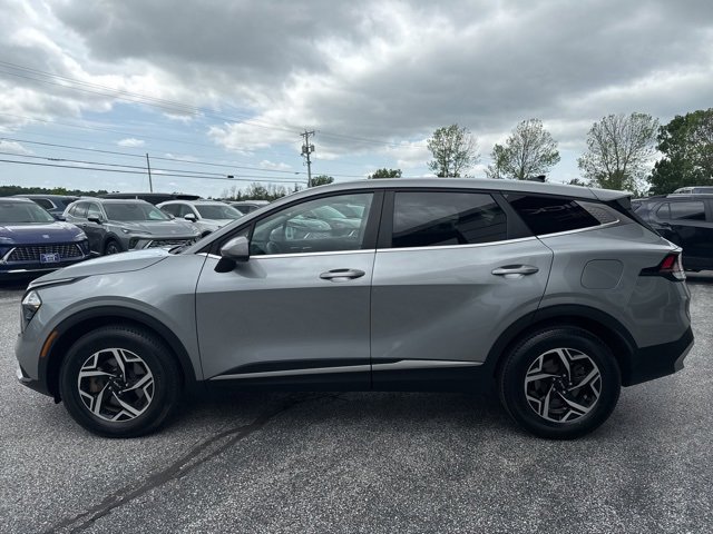 2023 Kia Sportage LX photo 3