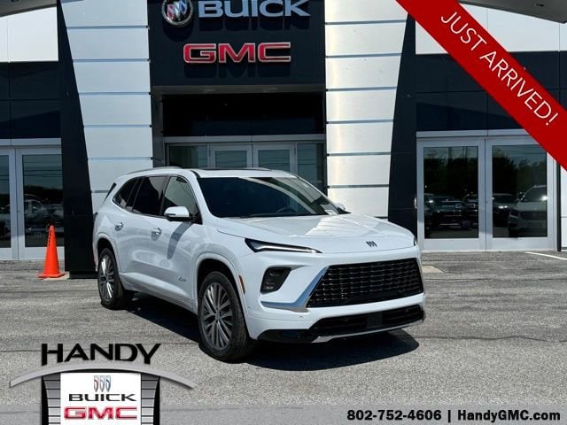 2026 Buick Enclave Avenir AWD's photo