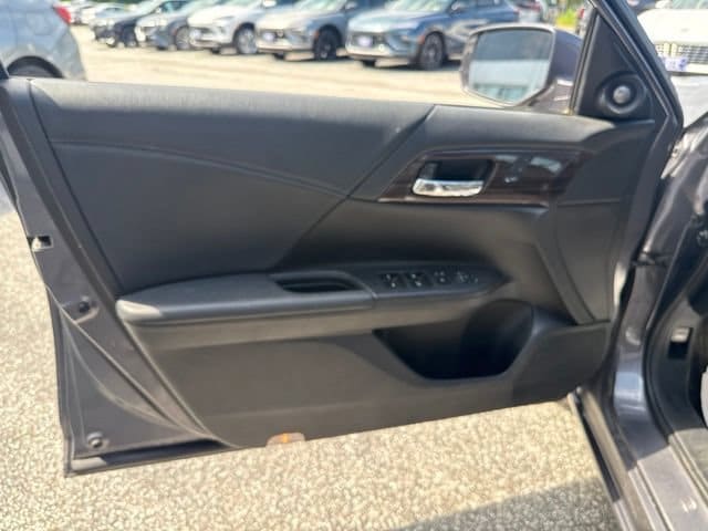2017 Honda Accord EX-L V-6 - Photo 16