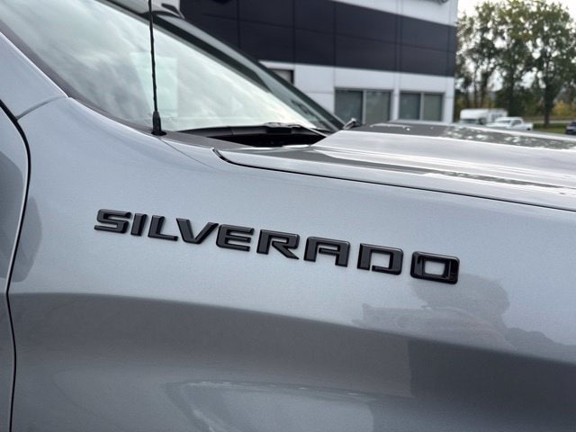 2023 Chevrolet Silverado 1500 RST - Photo 10