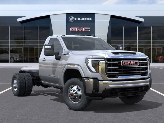 2026 GMC Sierra 3500 Chassis Cab SLE - Photo 7