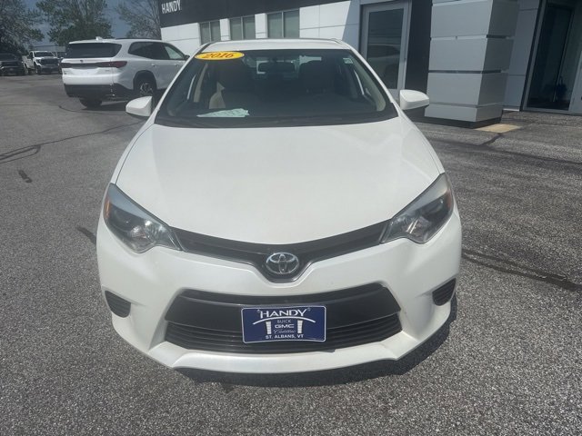 2016 Toyota Corolla LE Eco photo 2