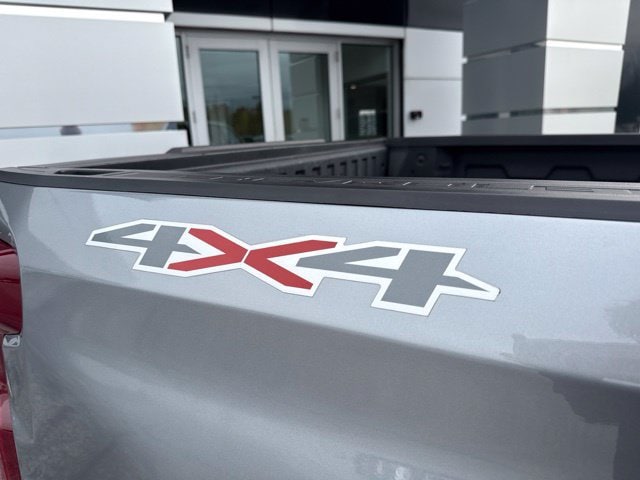 2023 Chevrolet Silverado 1500 RST - Photo 11