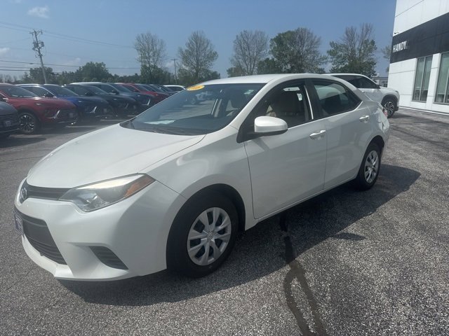 2016 Toyota Corolla LE Eco photo 3