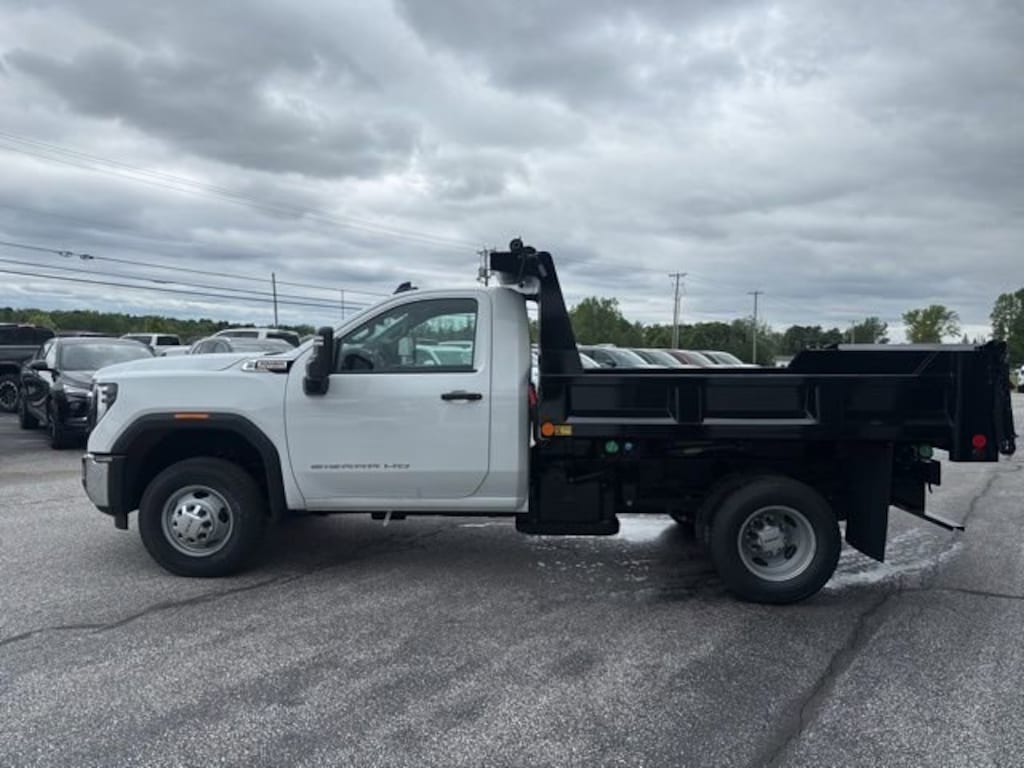 New 2026 GMC Sierra 3500 HD Chassis Cab Pro Truck