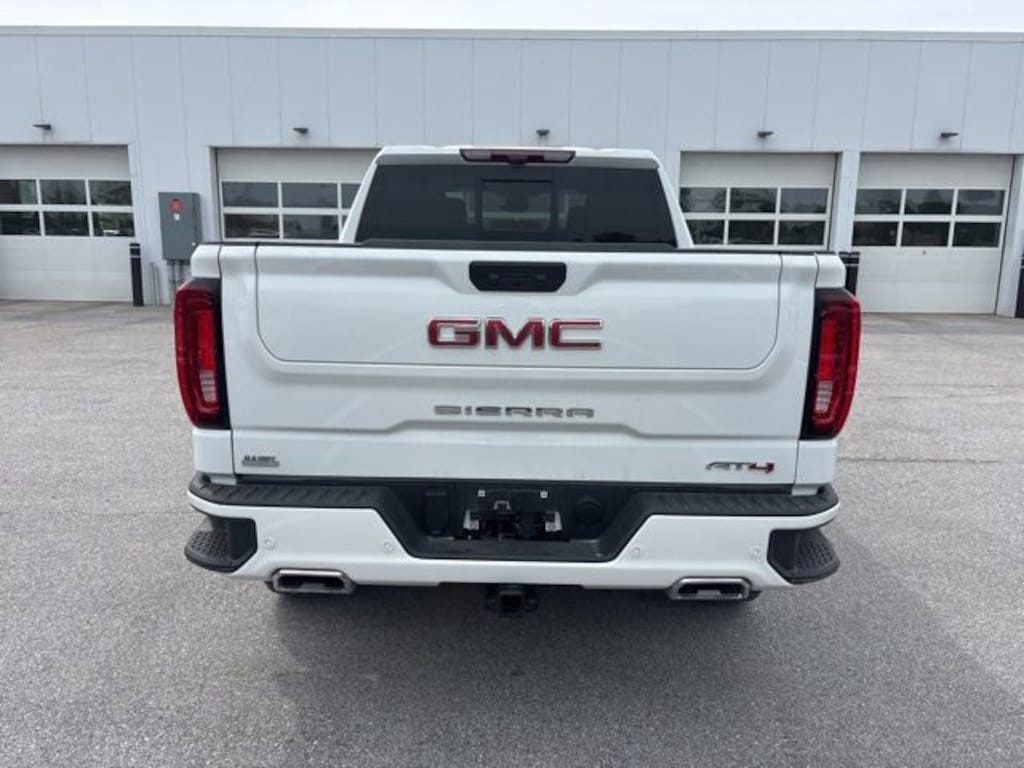 Used 2025 GMC Sierra 1500 AT4 Truck Crew Cab