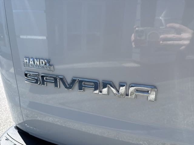 2026 GMC Savana Cargo Work Van - Photo 10