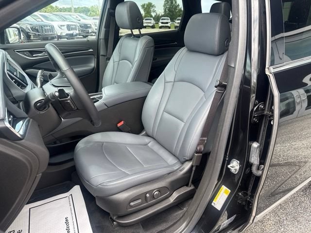 2023 Buick Enclave Essence - Photo 13