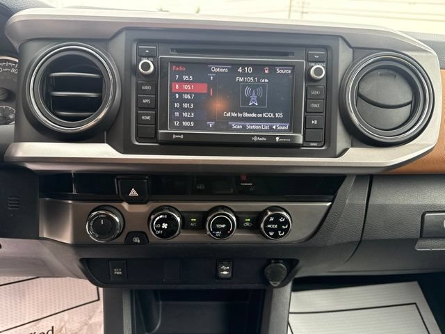 2017 Toyota Tacoma SR5 - Photo 22