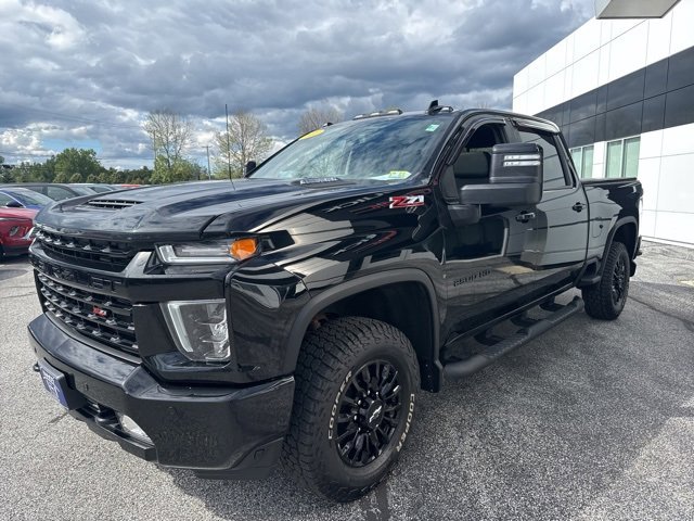 2022 Chevrolet Silverado 2500HD LTZ photo 2