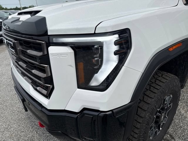 2026 GMC Sierra 2500HD AT4X - Photo 14