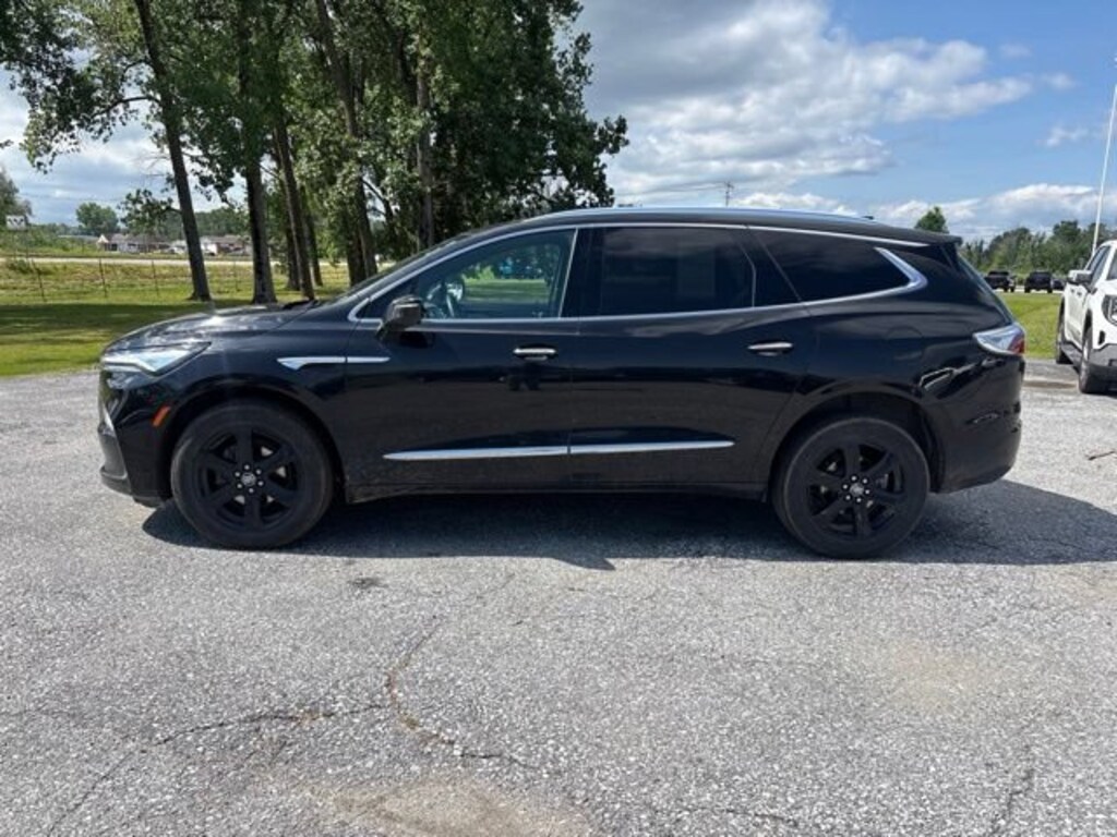 Used 2023 Buick Enclave Essence SUV