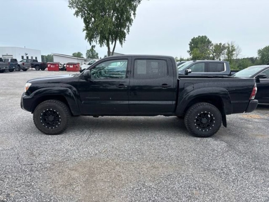 Used 2013 Toyota Tacoma Base V6 Truck