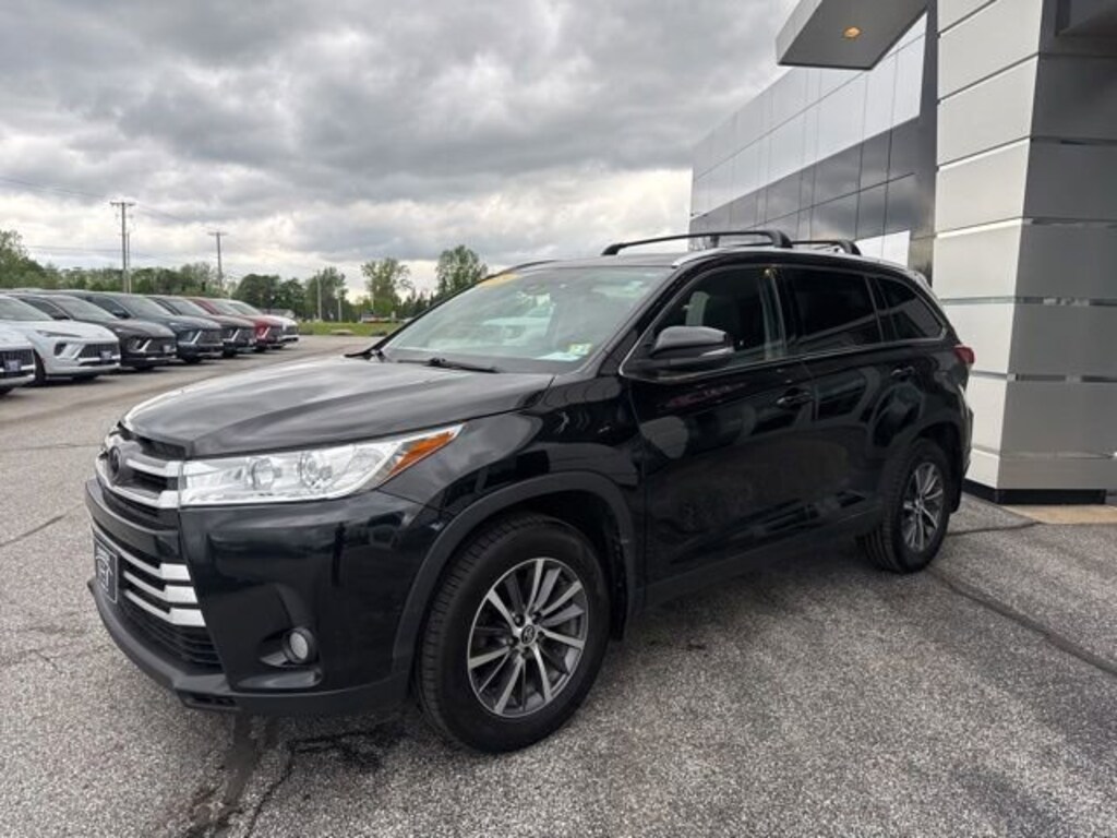 Used 2019 Toyota Highlander XLE SUV