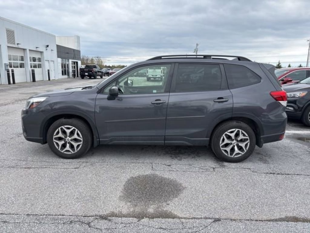 Used 2021 Subaru Forester Premium SUV