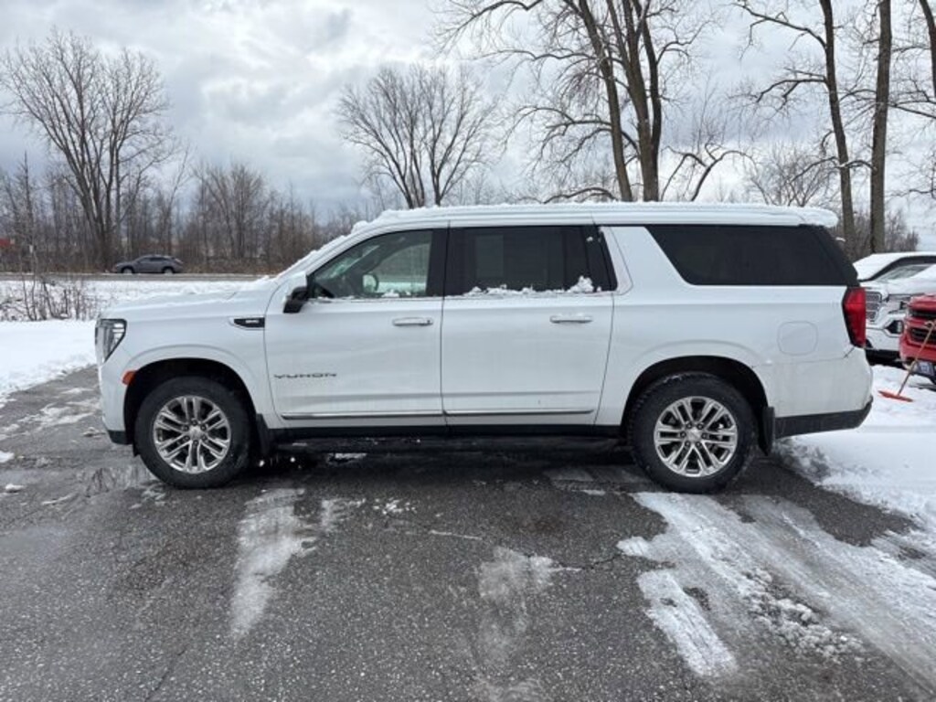 Used 2023 GMC Yukon XL SLT SUV