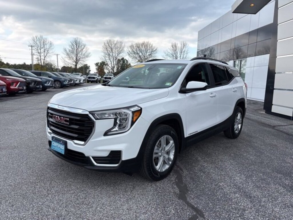 Used 2022 GMC Terrain SLE SUV