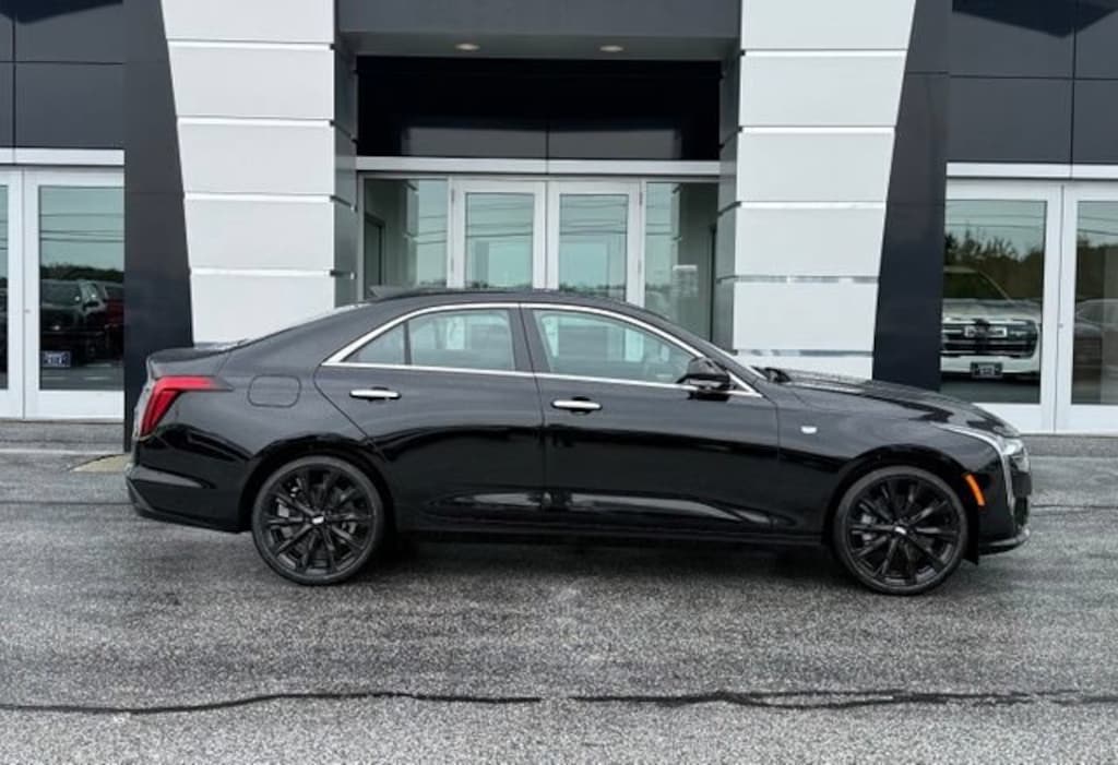 New 2026 CADILLAC CT4 Luxury Sedan
