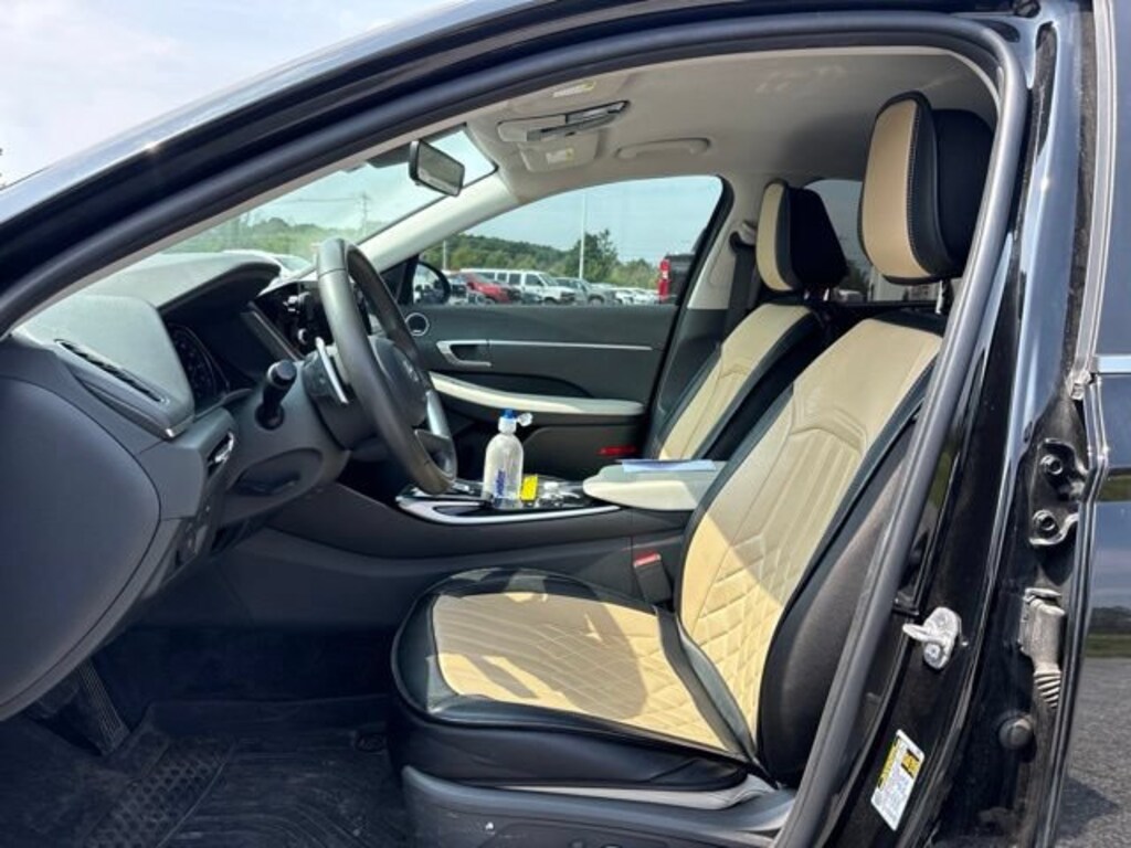 Used 2023 Hyundai Sonata Hybrid SEL Sedan