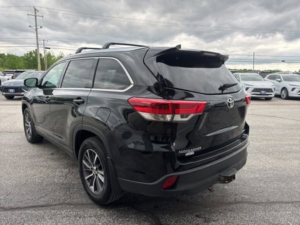 Used 2019 Toyota Highlander XLE SUV