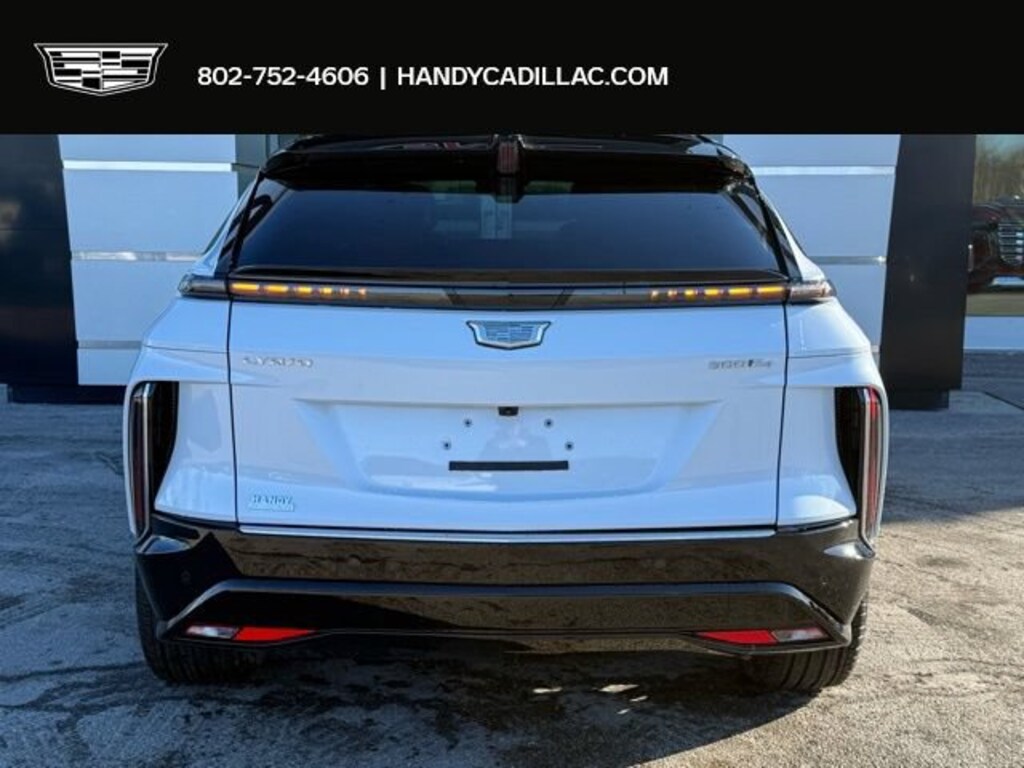 New 2026 CADILLAC LYRIQ Luxury SUV