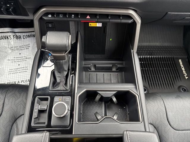 2024 Toyota Tundra Limited - Photo 26