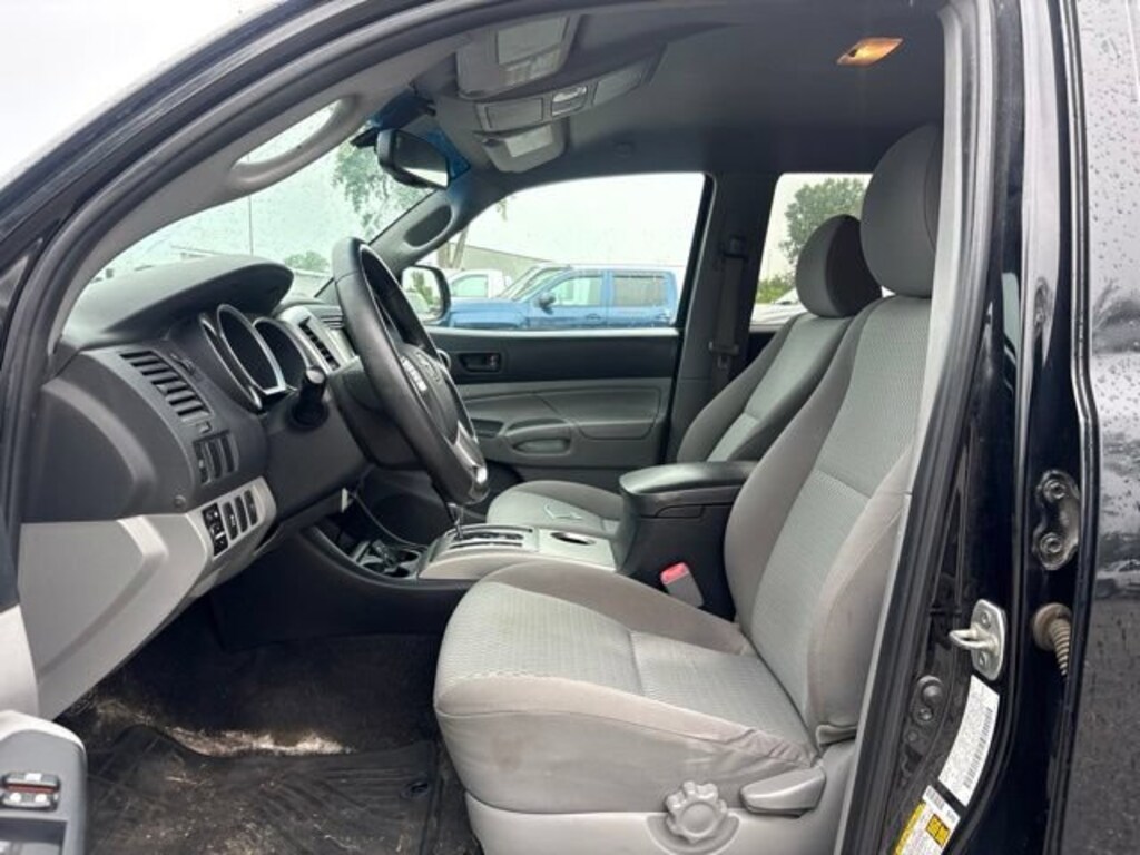 Used 2013 Toyota Tacoma Base V6 Truck