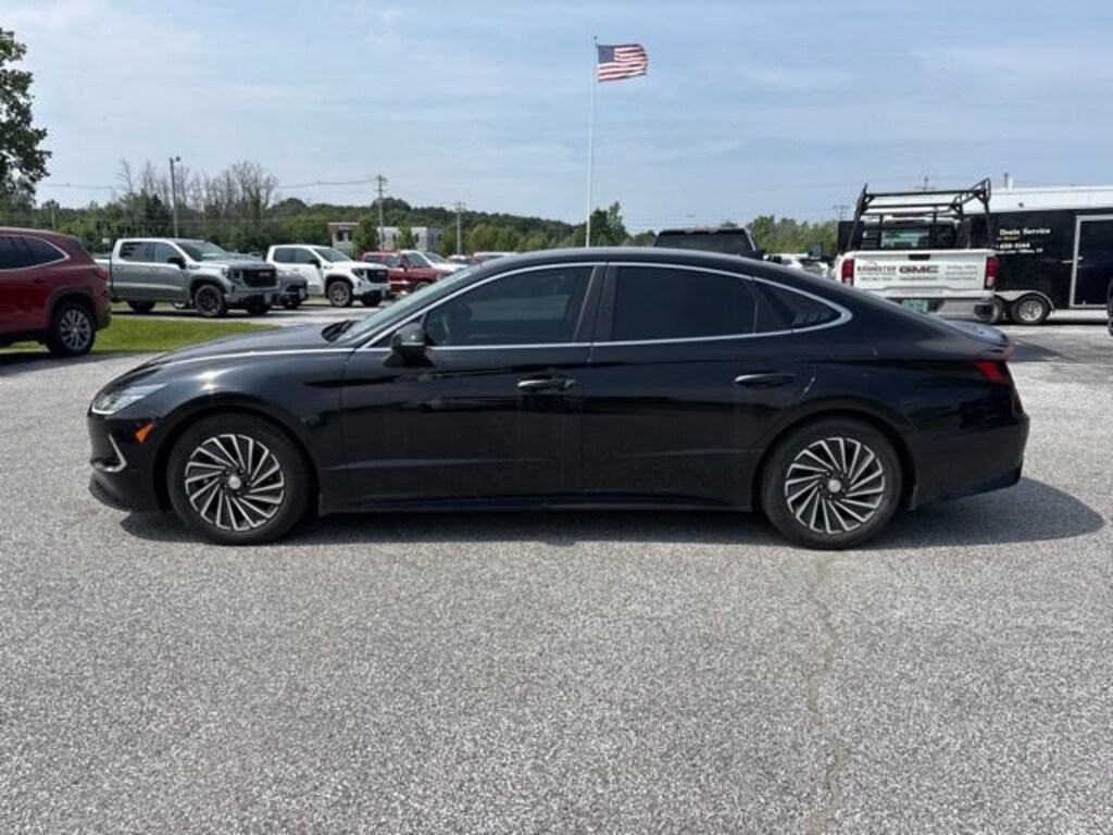 Used 2023 Hyundai Sonata Hybrid SEL Sedan