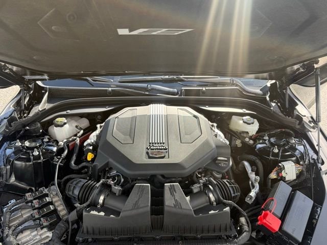 2026 Cadillac CT5 V-Series - Photo 10