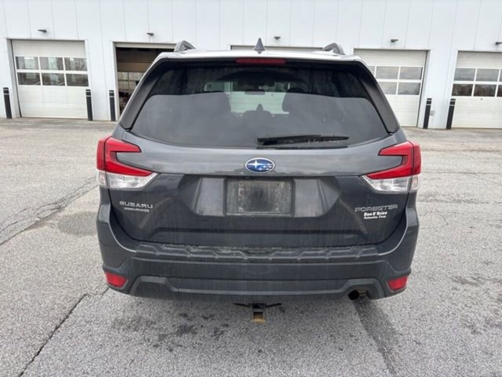 Used 2021 Subaru Forester Premium SUV
