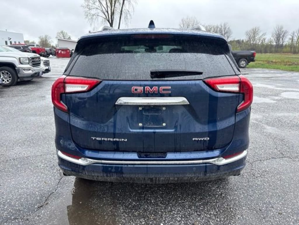 Used 2022 GMC Terrain Denali SUV