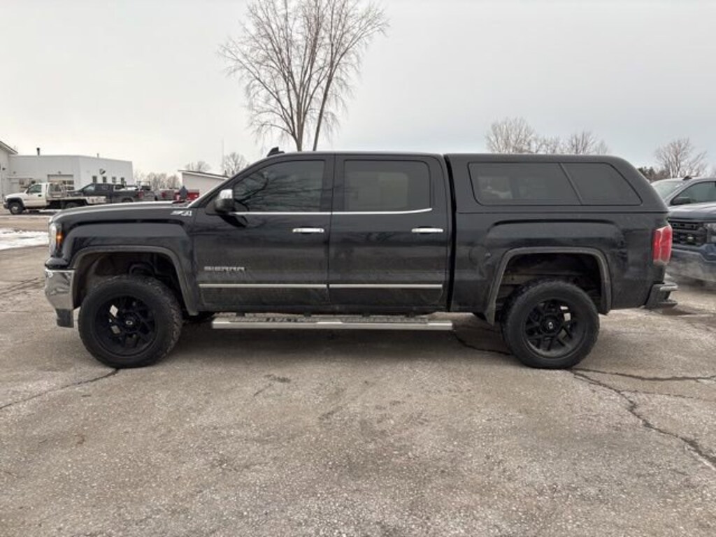 Used 2018 GMC Sierra 1500 SLT Truck