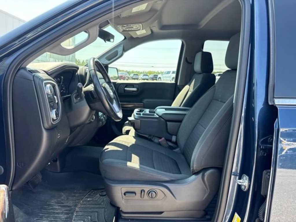Used 2020 GMC Sierra 1500 SLE Truck