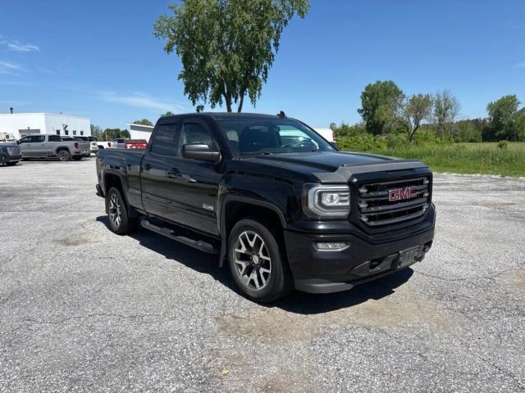 Used 2017 GMC Sierra 1500 SLT Truck