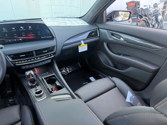 2026 Cadillac CT5 V-Series - Photo 25
