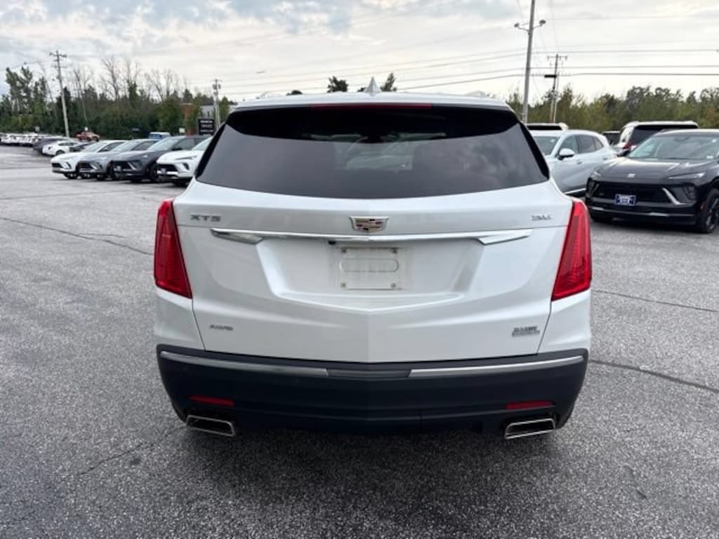Used 2018 CADILLAC XT5 Luxury AWD SUV