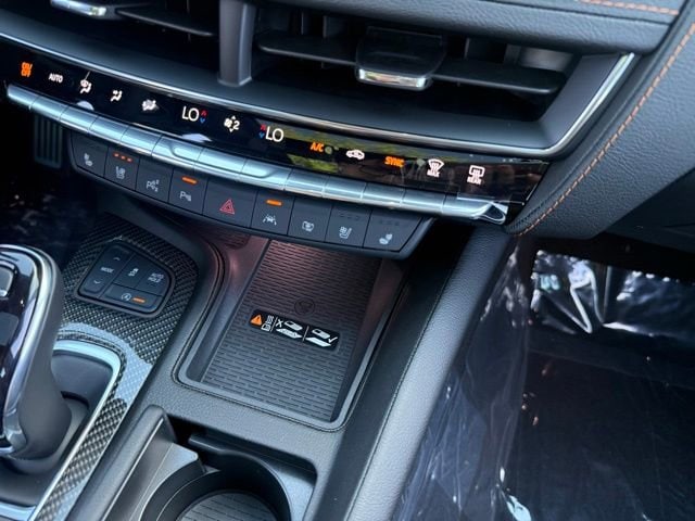 2026 Cadillac CT5 V-Series - Photo 23