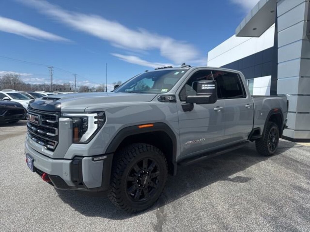 Used 2025 GMC Sierra 2500 HD AT4 Truck