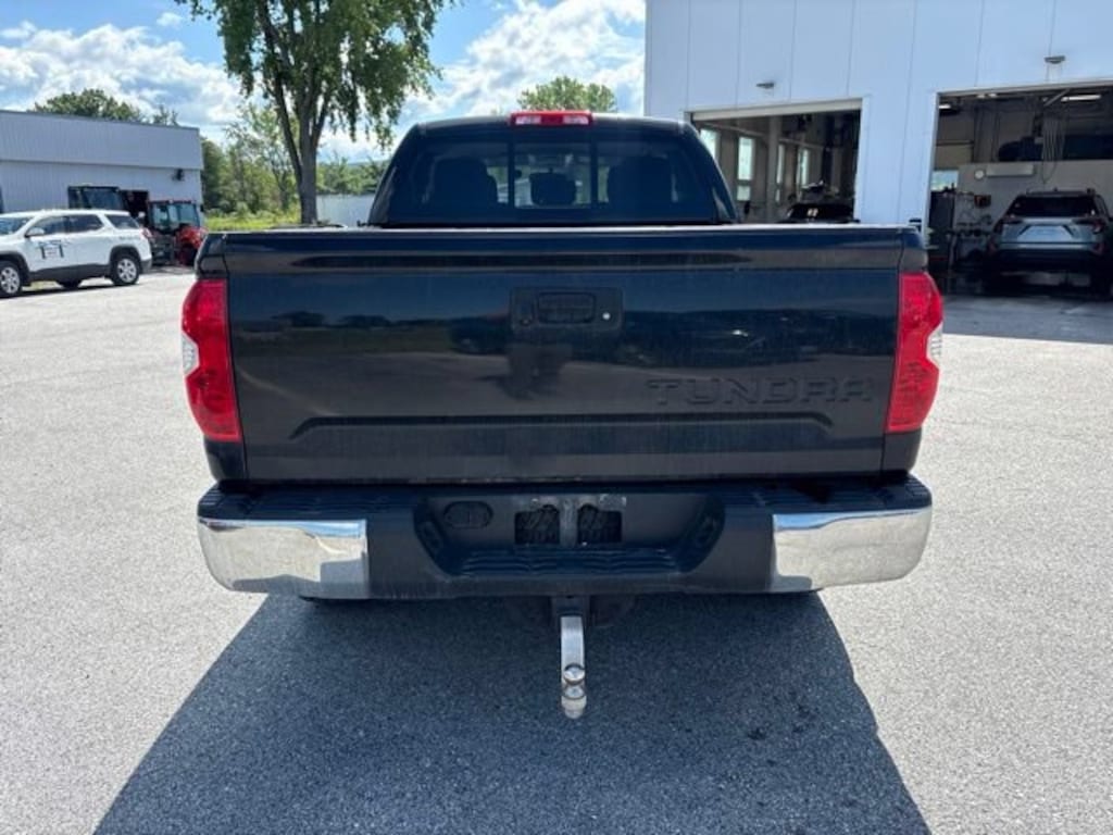 Used 2015 Toyota Tundra 4WD Truck SR