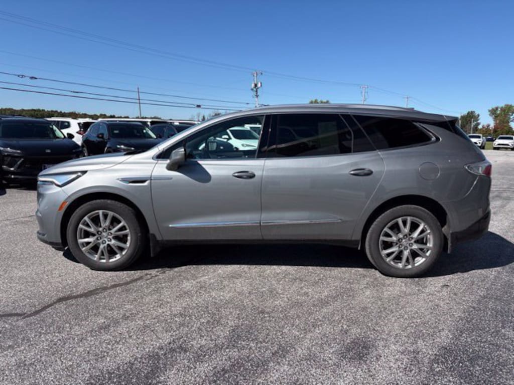 Used 2023 Buick Enclave Essence SUV