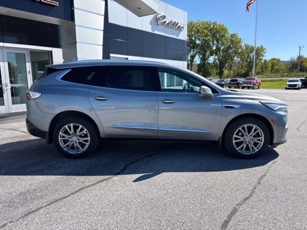 Used 2023 Buick Enclave Essence SUV