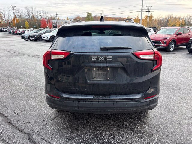 Used 2024 GMC Terrain SLT SUV
