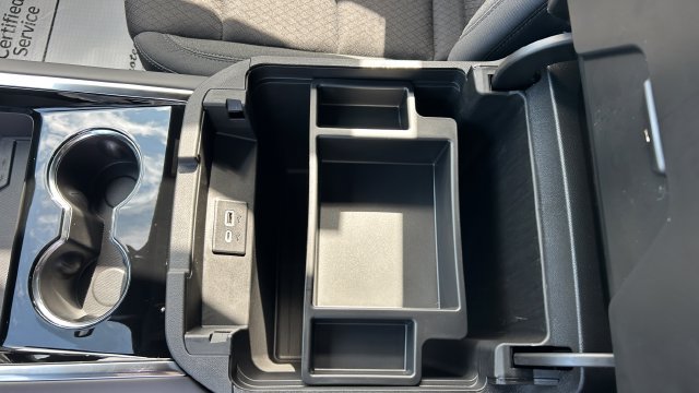 2026 Chevrolet Suburban LS - Photo 30