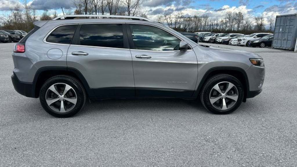 Used 2021 Jeep Cherokee Limited SUV
