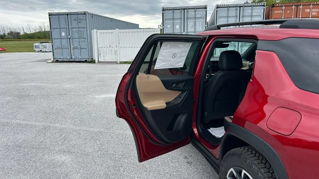2027 Chevrolet Equinox ACTIV - Photo 28