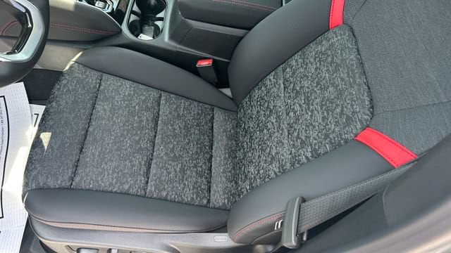 2026 Chevrolet Colorado Z71 - Photo 16