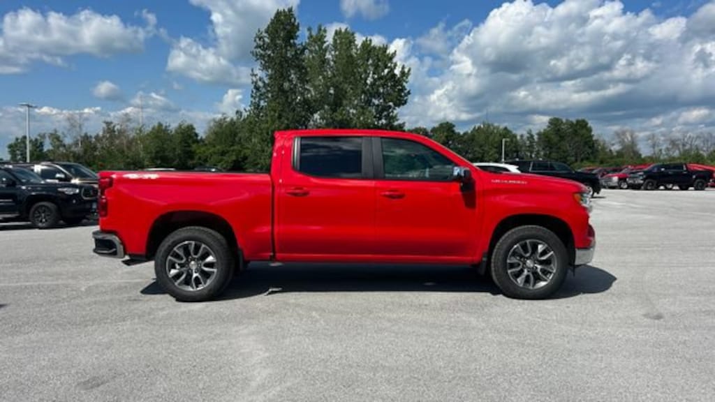 New 2026 Chevrolet Silverado 1500 LT Truck Crew Cab