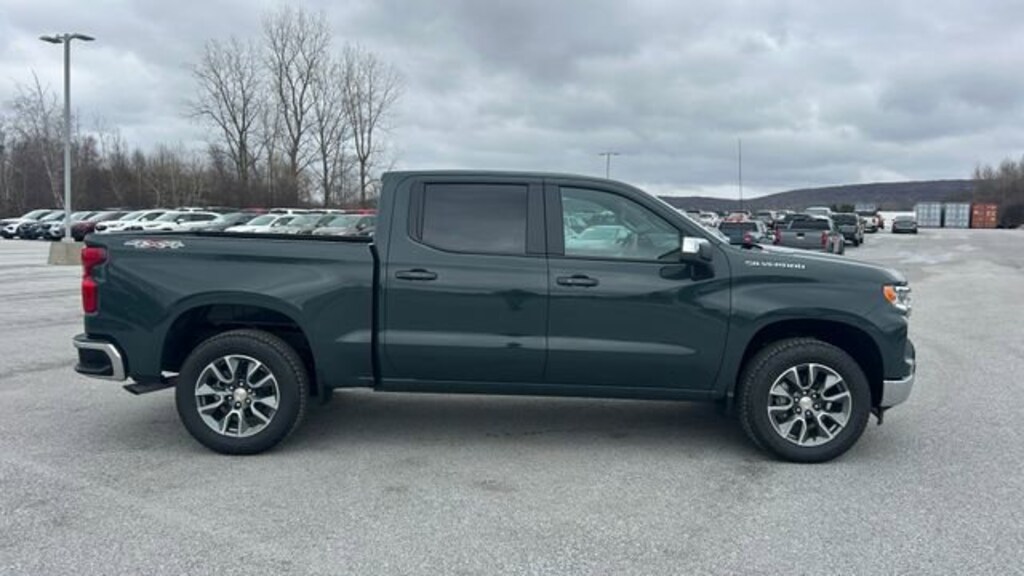 New 2026 Chevrolet Silverado 1500 LT Truck Crew Cab