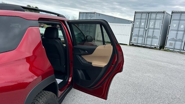 2027 Chevrolet Equinox ACTIV - Photo 38